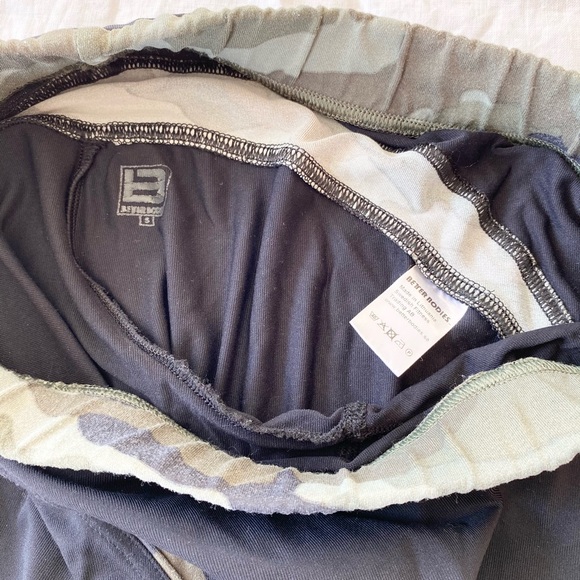 Better Bodies Black with Camouflage Workout Leggings - Picture 5 of 7